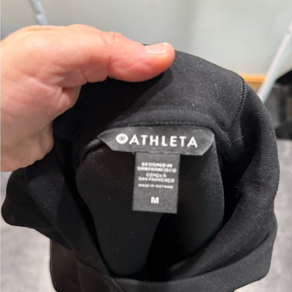 Athleta Black sweatshirt